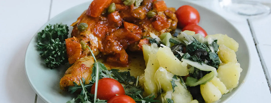 Zapečeni mediteranski batačići na dalmatinskom varivu od krompira i blitve Delikatesi i tako to...