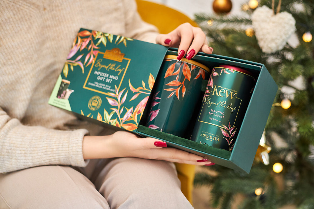 AHMAD SET ČAJ KEW MAJESTIC BREAKFAST 100g + ŠOLJA SA INFUZEROM