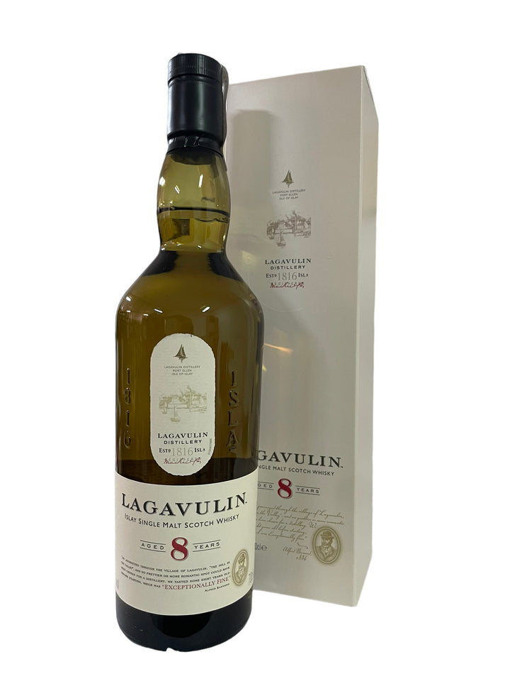 Viski Lagavulin 8g 0,7l