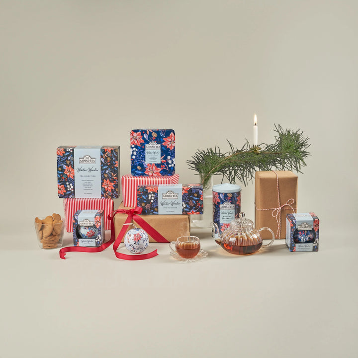 Delikatesi i tako to... Ahmad Tea Winter Wonder collection featuring English Breakfast tea in decorative baubles and tins