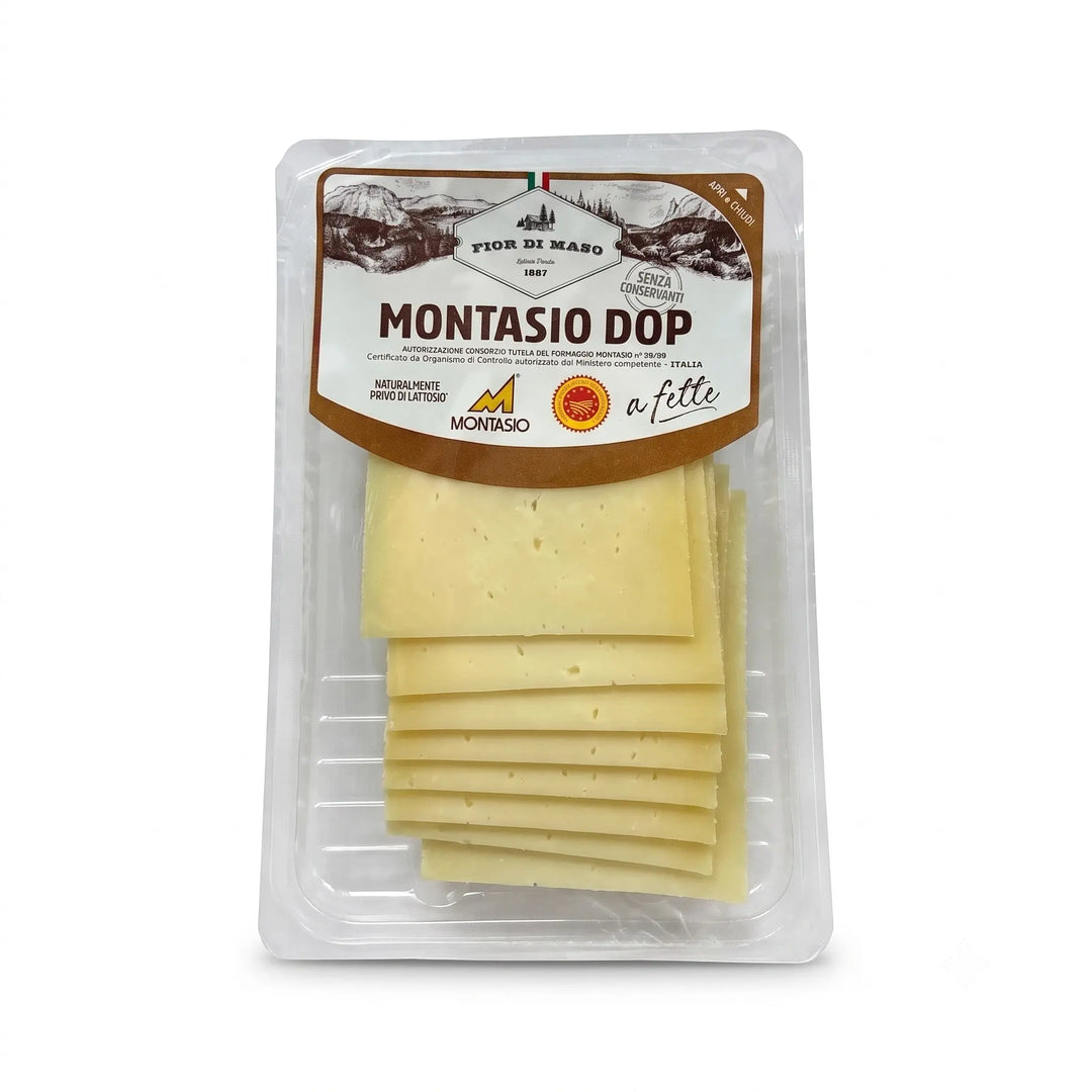 Delikatesi i tako to... Fior di Maso Montasio DOP sliced cheese in 110g transparent plastic packaging