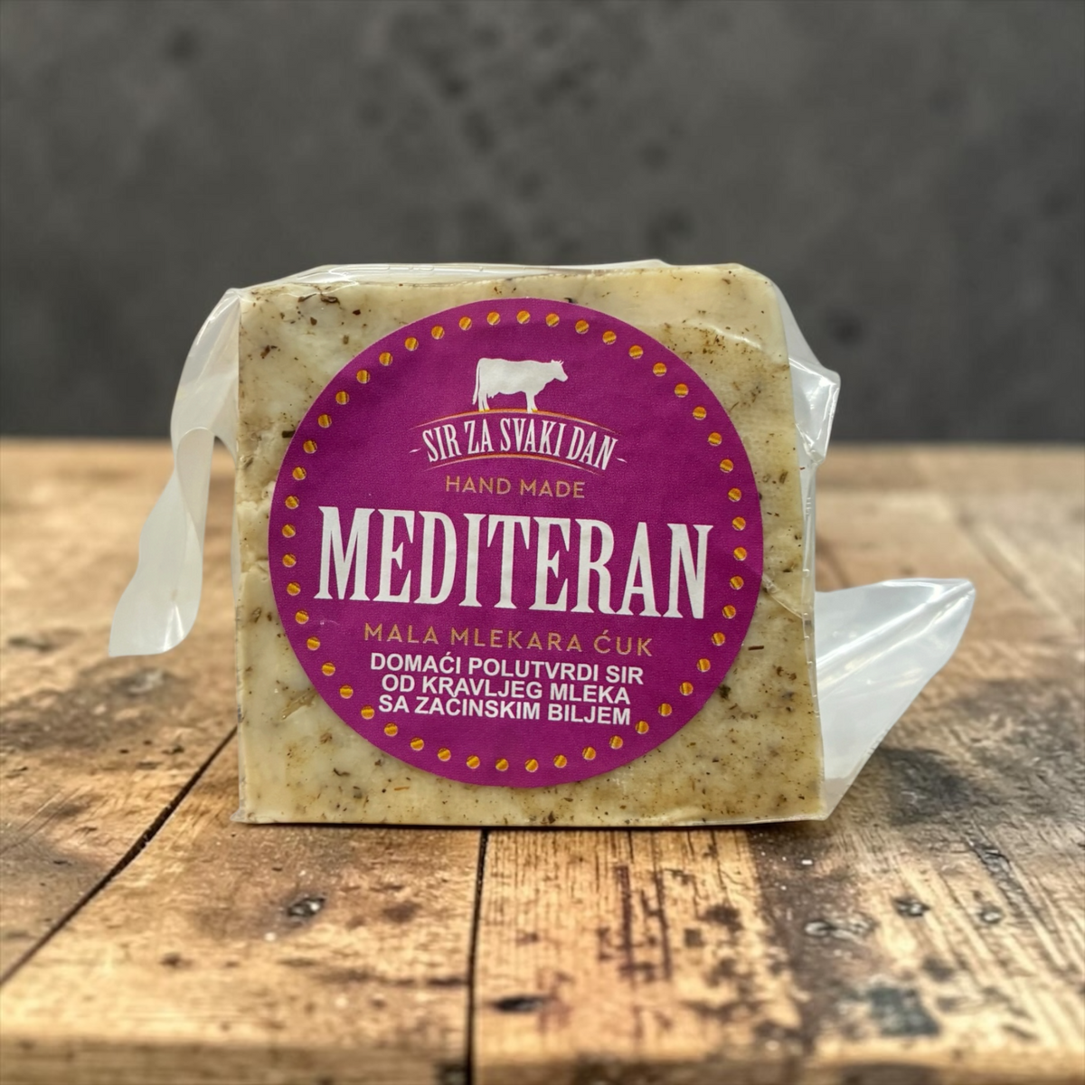 Polutvrdi kravlji sir MEDITERAN Mala mlekara Ćuk