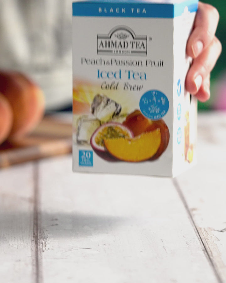 Ledeni čaj PEACH & PASSION FRUIT COLD BREW Ahmad Tea 20 kesica